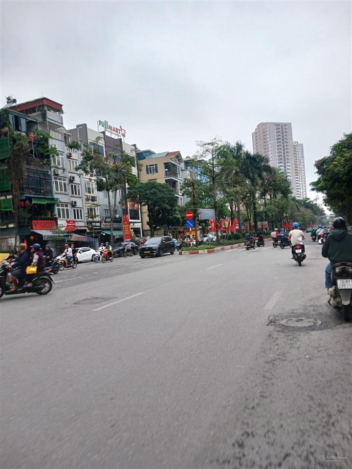 Mặt phố hoàng mai gần hồ đền lừ, 50m, 6 tầng, mt 5m, thang máy xịn, full nội thất cao cấp doanh,