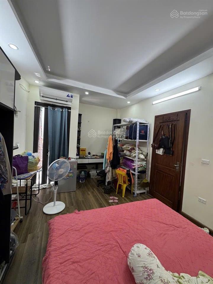 Nhà đẹp hoàng mai 35m² x 5 tầng thông gốc đề, gần minh khai bạch mai dân xây chắc chắn,