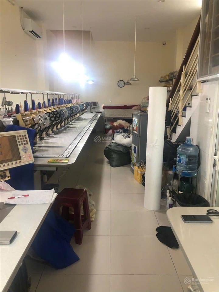 Hxh sơn kỳ  5x20m vuông  nhà 3,5 tấm  giá bán 8 tỷ 8 tl