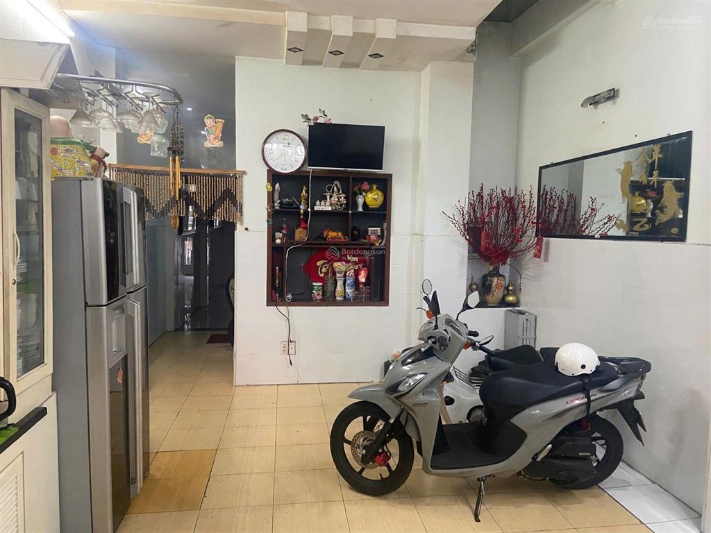 Nhà bán 11/ nguyễn hữu tiến  4,2x20  1t2l st giá 9ty990 tl