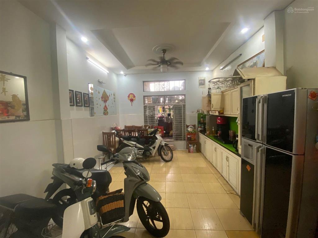 Nhà bán 11/ nguyễn hữu tiến  4,2x20  1t2l st giá 9ty990 tl