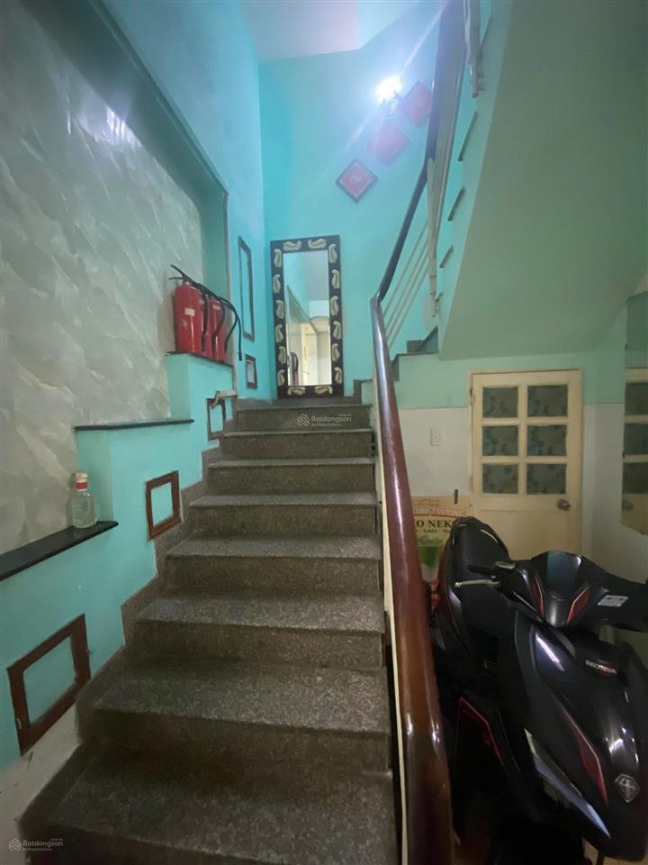 Nhà bán 11/ nguyễn hữu tiến  4,2x20  1t2l st giá 9ty990 tl