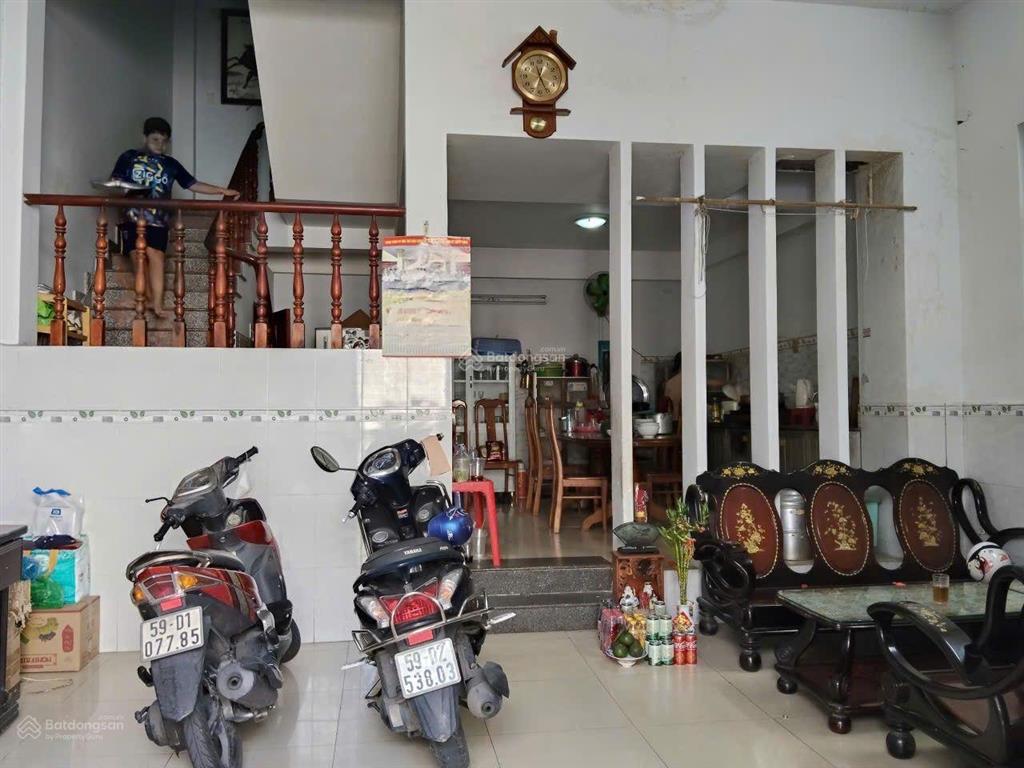 Hẻm xe hơi  ngang 6m  nhà 1t2l st ngay dh công thương  giá 9ty tl