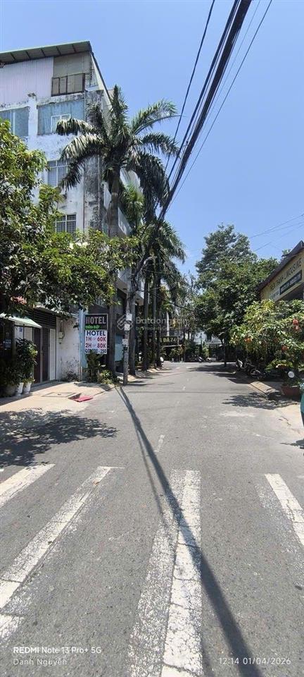 Góc 2 mt kinh doanh tân sơn nhì  5x18  nhà 1t1l đẹp  giá 15ty tl