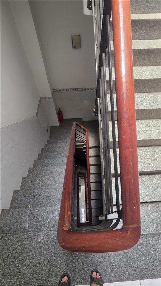 Nhà ngay dh công thương  5,6x13  3,5 tấm (5pn 5wc)  giá 6ty1 tl