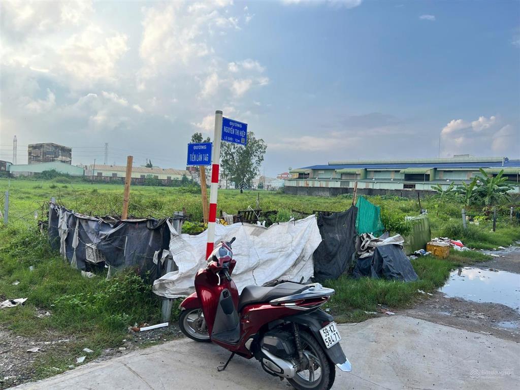 Góc 2mt phan văn đối, bà điểm  82x70 (5524m²) full thổ cư