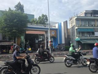 Đất lớn ngay dh công thương  xd được 1 trệt 1 lửng 3 lầu sân thượng  8x16 vuông đẹp
