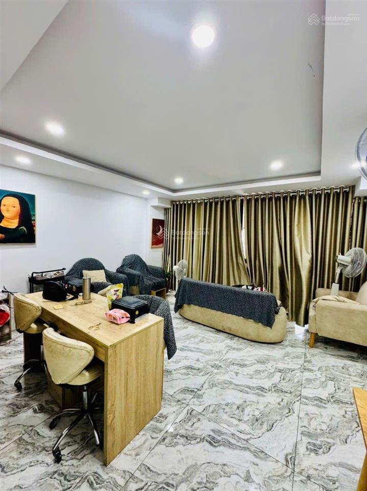 Mặt tiền kinh doanh tây thạnh đoạn đẹp vỉa hè 9m  8x26 (210m2)  thu nhập tốt  giá 40 tỷ tl