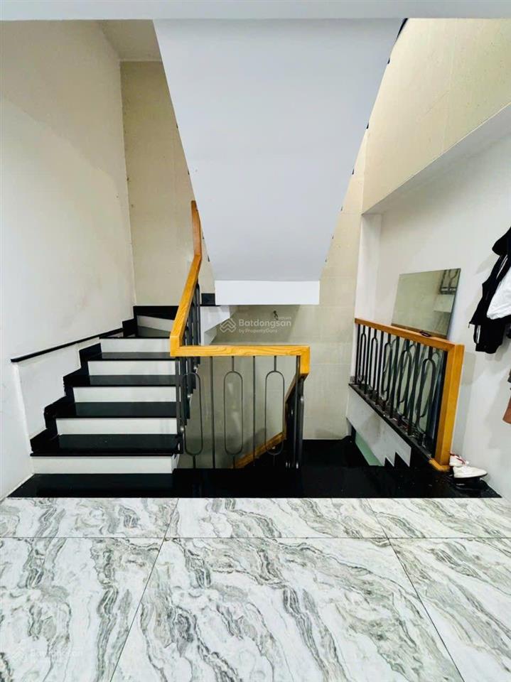 Hxh 6m thông nguyễn cửu đàm  6,2x15m nở hậu (100m2)  giá 9 tỷ tl