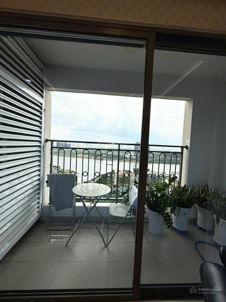 Bán c/c lucky quận 6  4pn 3wc  157m giá thương lượng tầng cao view đẹp  0931 918 *** sổ sẵn