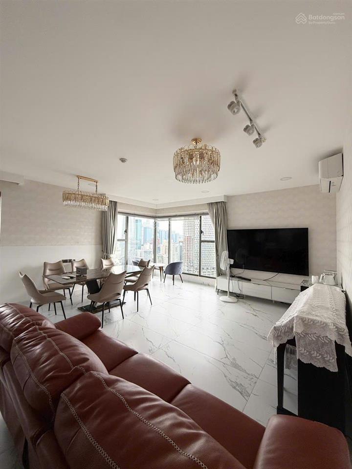 Bán c/c lucky quận 6  4pn 3wc  157m giá thương lượng tầng cao view đẹp  0931 918 *** sổ sẵn