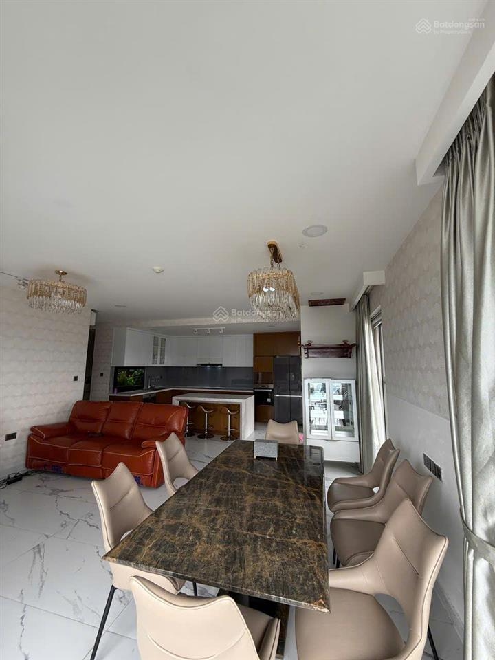 Bán c/c lucky quận 6  4pn 3wc  157m giá thương lượng tầng cao view đẹp  0931 918 *** sổ sẵn