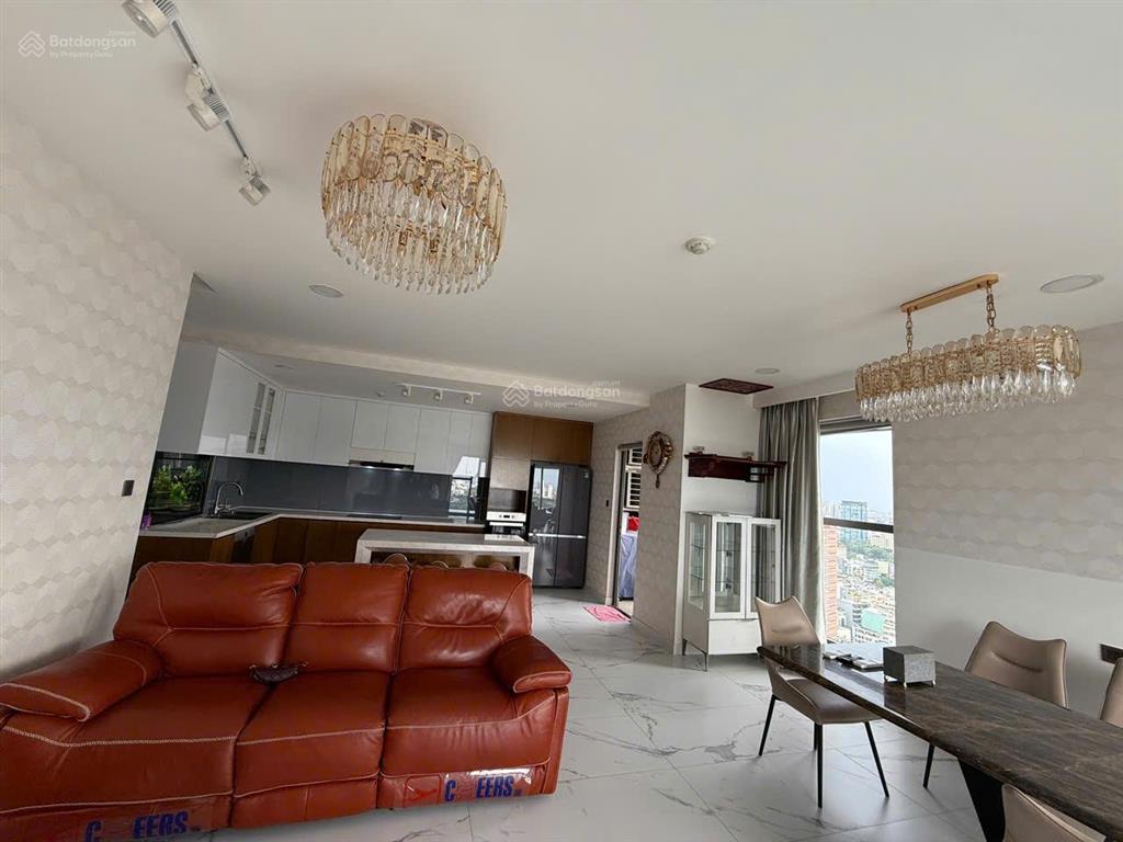 Bán c/c lucky quận 6  4pn 3wc  157m giá thương lượng tầng cao view đẹp  0931 918 *** sổ sẵn