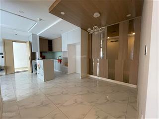 Chính chủ cho thuê chung cư oriental 685 âu cơ full option nhà mới xem nhà 24/7  0931 918 ***