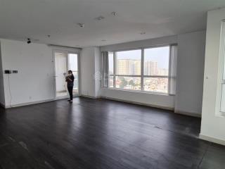 Cho thuê chung cư sky center setup làm văn phòng 60m2 gần sân bay  0931 918 ***