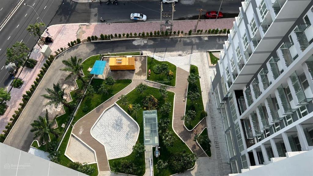 Bán căn 3 phòng quận 6 western capital ban công hướng mát view triệu đô (hiếm)  0931 918 ***