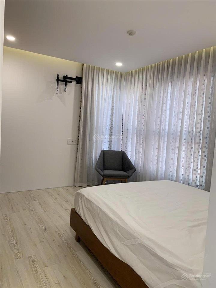 Phòng bql cho thuê c.c kingston loại 80m 2 phòng 2wc nhà mới ở liền được  0931 918 ***