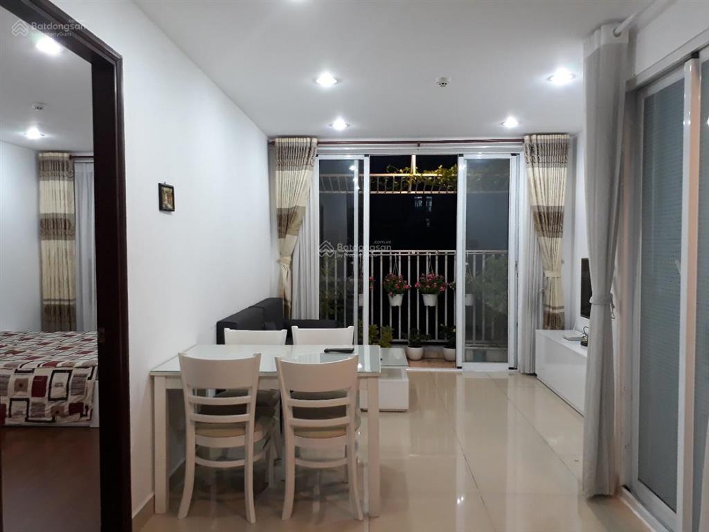 Ngộp bank bán gấp chung cư thuận việt quận 11 có sổ hồng tầng trung ban công hướng mát 0931 918 ***