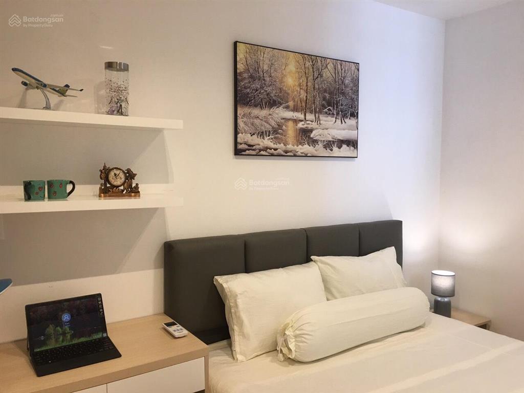 Phòng bql cho thuê c/c sky center khu sân bay loại 2 phòng 74m2 nhà mới  0931 918 ***