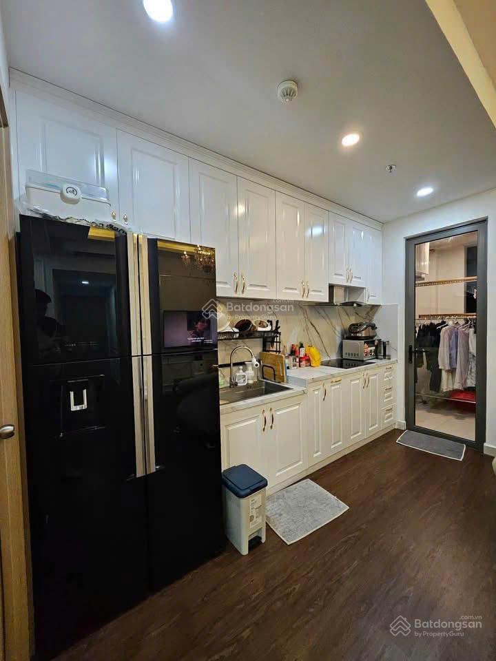 Cho thuê quận 4 chung cư galaxy 9 ở liền được loại 3 phòng ngủ 95m2  0931 918 ***