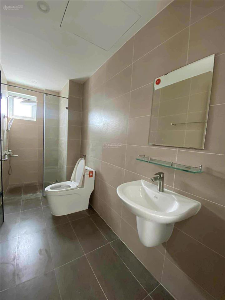Bán căn b3 view đẹp 97m2 nhà mới c/c western capital tầng trung  0931 918 *** để ép giá