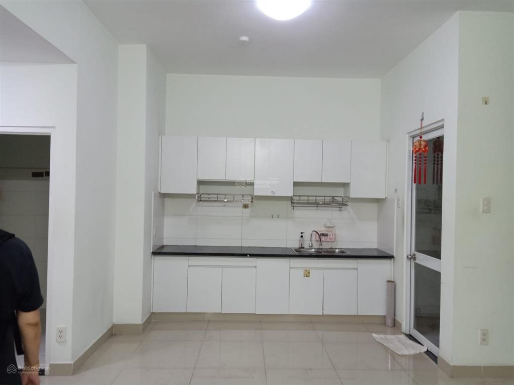 Chính chủ cho thuê c/c topaz garden (tân phú) loại 2 phòng nhà trống  0931 918 ***