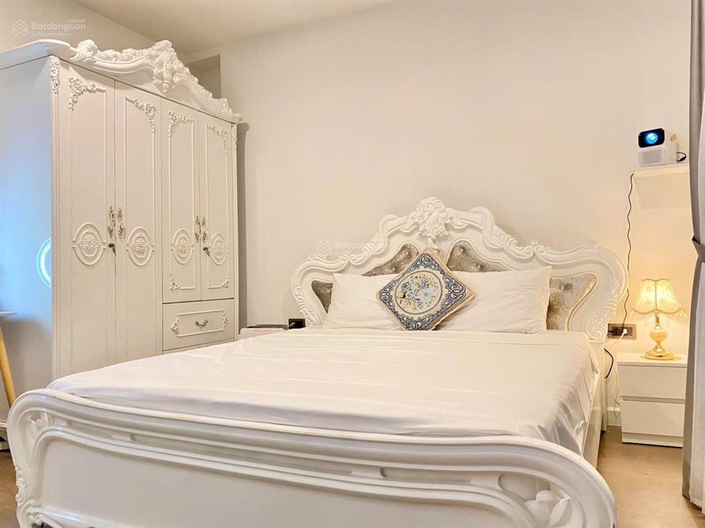 Chính chủ cho thuê c/c hùng vương quận 5 loại 3 ngủ nhà mới ở liền được xem nhà 24/7 gọi 0931 918 ***