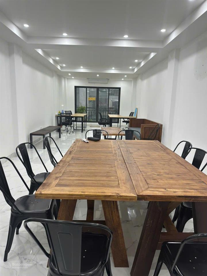 Chính chủ cho thuê văn phòng diện tích 75m² giá chỉ 6 tr/tháng tại mặt phố tôn đức thắng  đống đa
