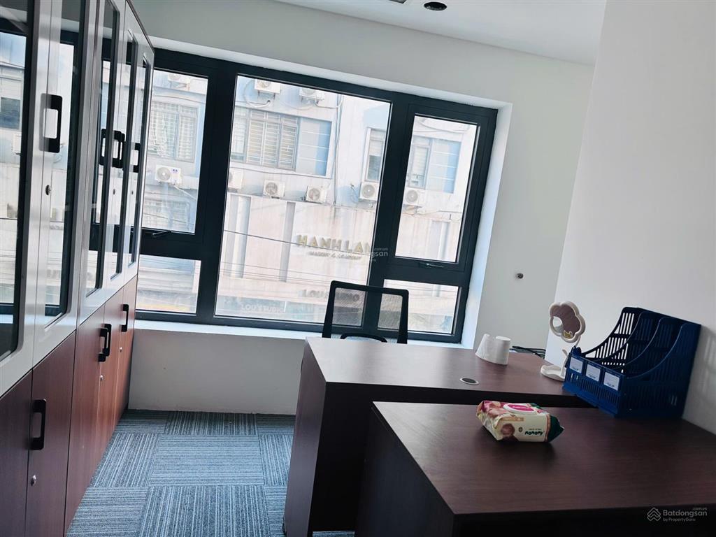 Chính chủ cho thuê văn phòng 120m² giá chỉ hơn 180k/m2 tại đống đa