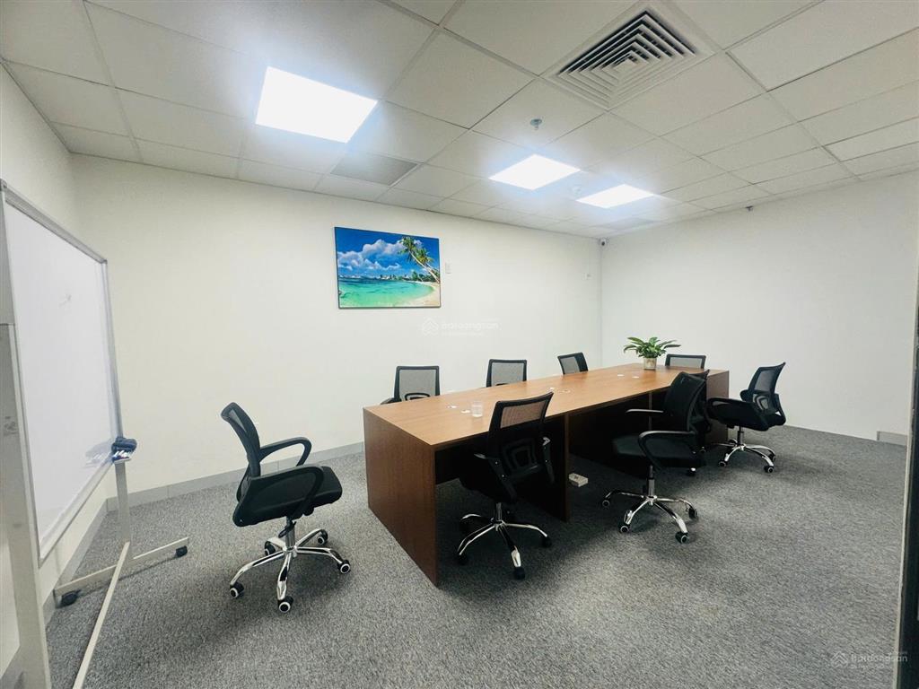 Chính chủ cho thuê văn phòng 120m² giá chỉ hơn 180k/m2 tại đống đa