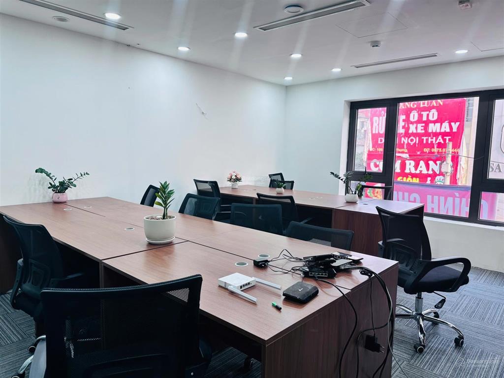 Chính chủ cho thuê văn phòng 120m2 xã đàn chỉ 15tr