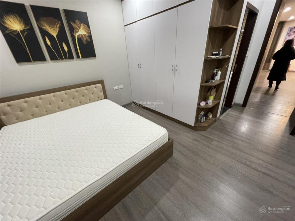Cho thuê căn hộ chung cư việt đức complex 80m2, 2 pn, 2 wc full đồ đẹp 15tr/th  0915 351 ***