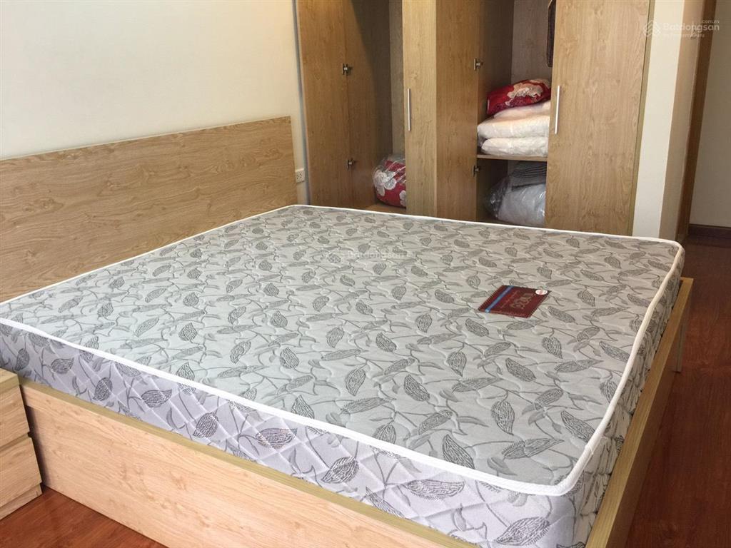 Cho thuê chung cư n04 hoàng đạo thúy 94m2, 2 ngủ, 2wc full đồ 18 triệu/tháng 0915 351 ***