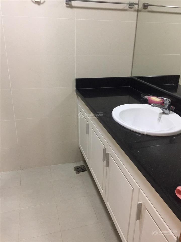 Cho thuê chung cư n04 hoàng đạo thúy 94m2, 2 ngủ, 2wc full đồ 18 triệu/tháng 0915 351 ***