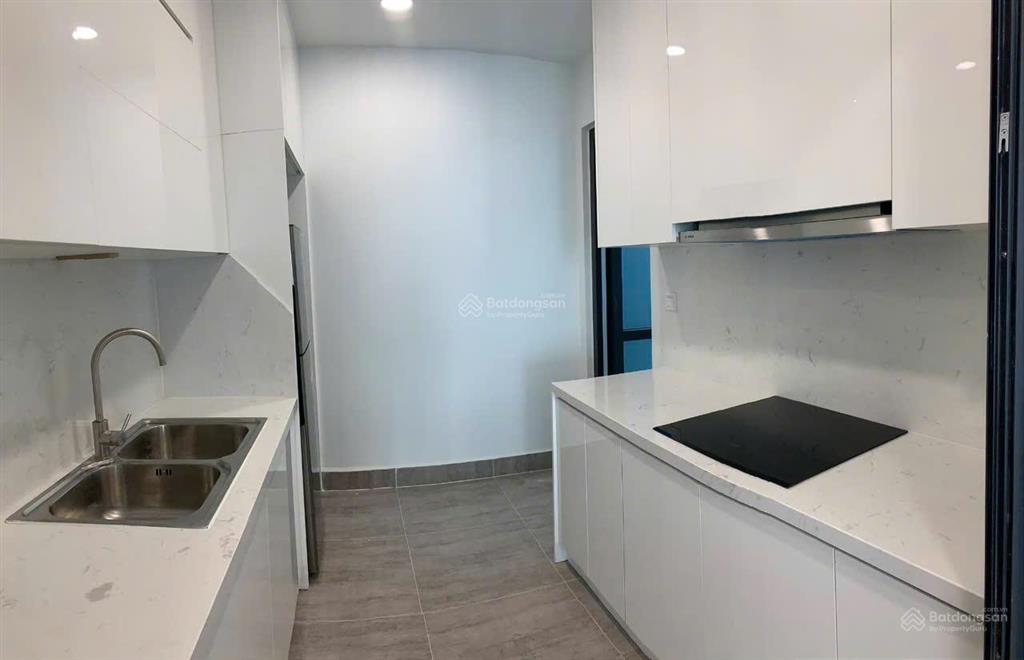 Xem nhà 247  cho thuê chung cư stellar garden 96m2, 3 pn, full đồ đẹp 18 tr/th  0915 351 ***