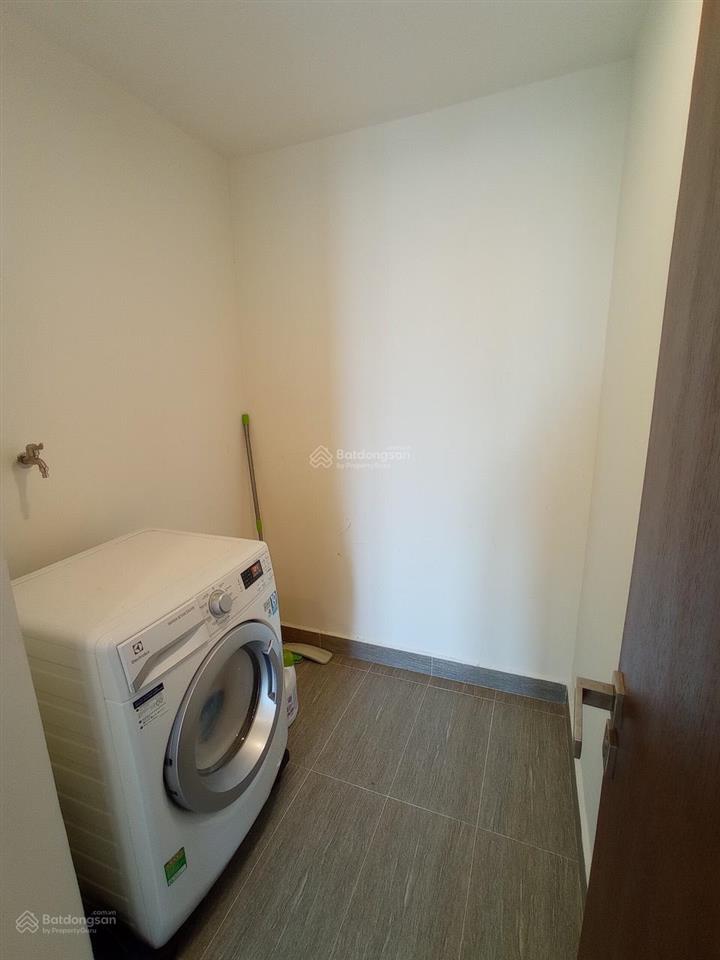 Xem nhà 247  cho thuê căn hộ golden palm lê văn lương 100m2, 3pn, full đồ 20 tr/th  0915 351 ***
