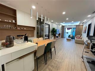 Xem nhà 247  cho thuê chung cư cao cấp golden land 100m2, 2 ngủ, 2 wc full 15tr/th