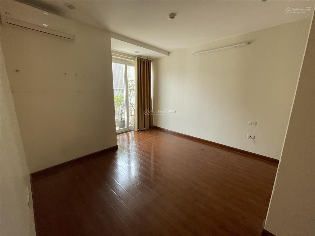 Cho thuê chung cư n05 hoàng đạo thúy, 152m2, 3pn, 3 wc, đồ cơ bản, 19 tr/th  0915 351 ***