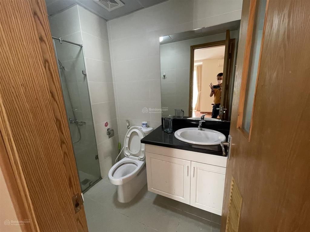 Cho thuê chung cư n05 hoàng đạo thúy, 152m2, 3pn, 3 wc, đồ cơ bản, 19 tr/th  0915 351 ***