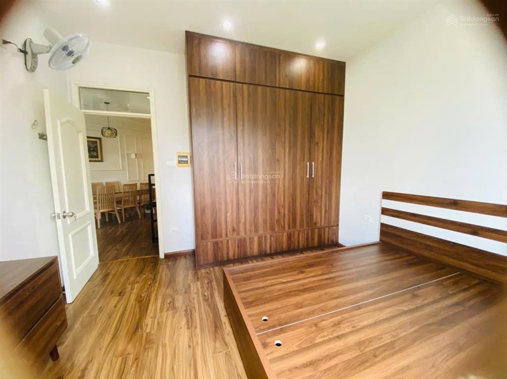 Cho thuê căn hộ 17t6 hoàng đạo thúy, trung hòa nhân chính 120m², 2 pn full đồ 15 triệu/tháng