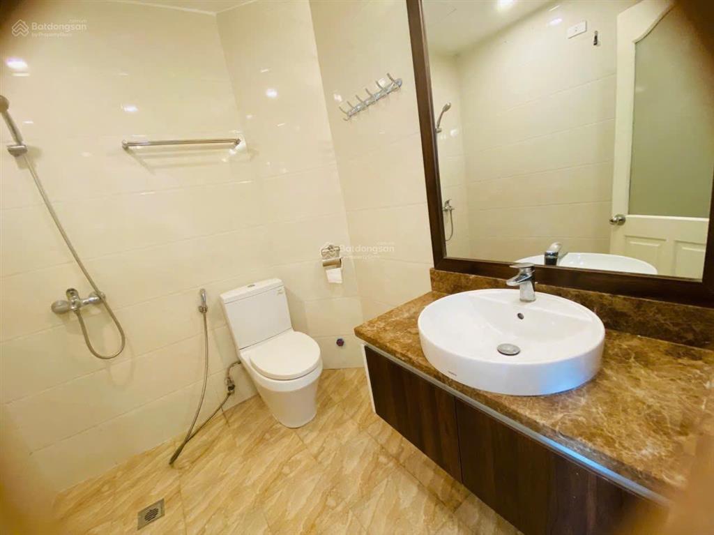 Cho thuê căn hộ 17t6 hoàng đạo thúy, trung hòa nhân chính 120m², 2 pn full đồ 15 triệu/tháng