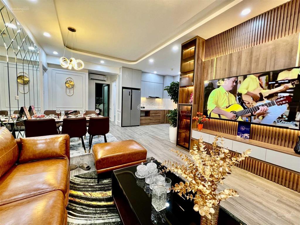 Cho thuê căn hộ 349 vũ tông phan 70m2, 2 phòng ngủ, full đồ 13tr/th 0915 351 ***