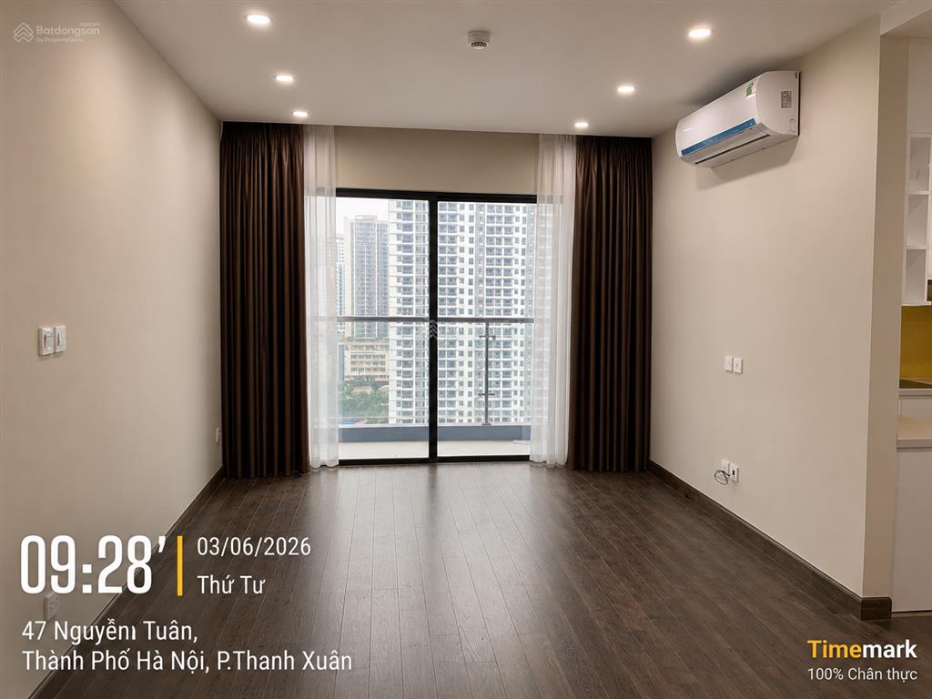 Cho thuê căn hộ chung cư goldseason 47 nguyễn tuân 64m2, 2 phòng ngủ, 1 wc đồ cơ bản 12.5 tr/th