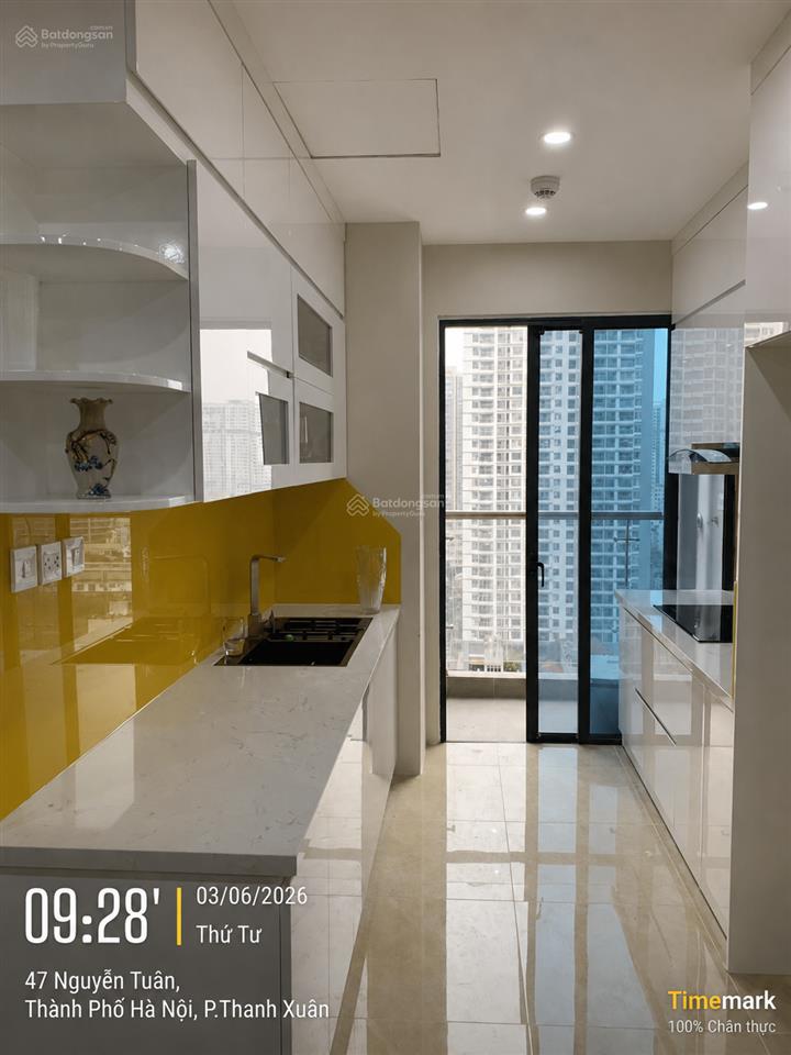 Cho thuê căn hộ chung cư goldseason 47 nguyễn tuân 64m2, 2 phòng ngủ, 1 wc đồ cơ bản 12.5 tr/th