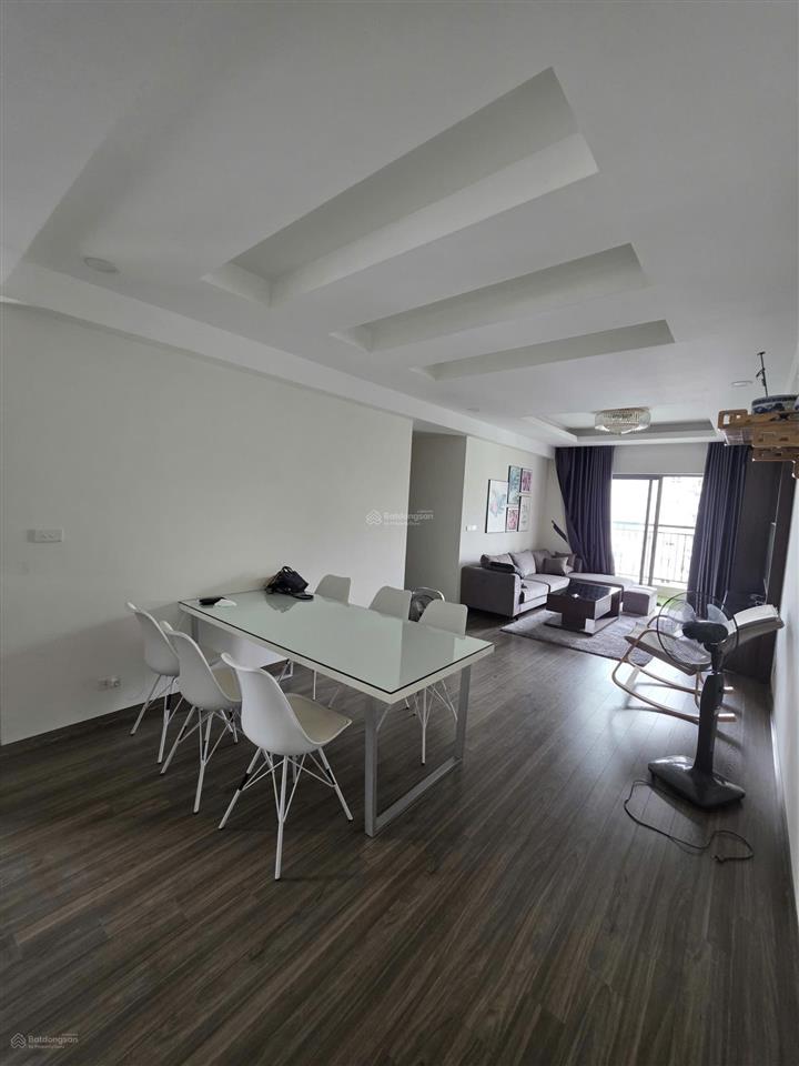 Cho thuê chung cư handiresco 31 lê văn lương, 105m2, 3 ngủ, 2wc full đồ 17tr/th