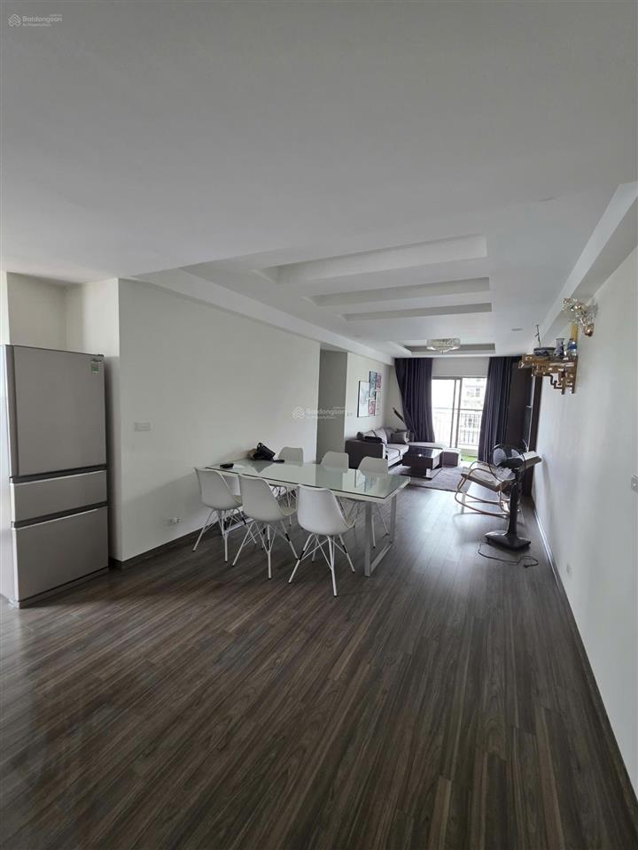 Cho thuê chung cư handiresco 31 lê văn lương, 105m2, 3 ngủ, 2wc full đồ 17tr/th