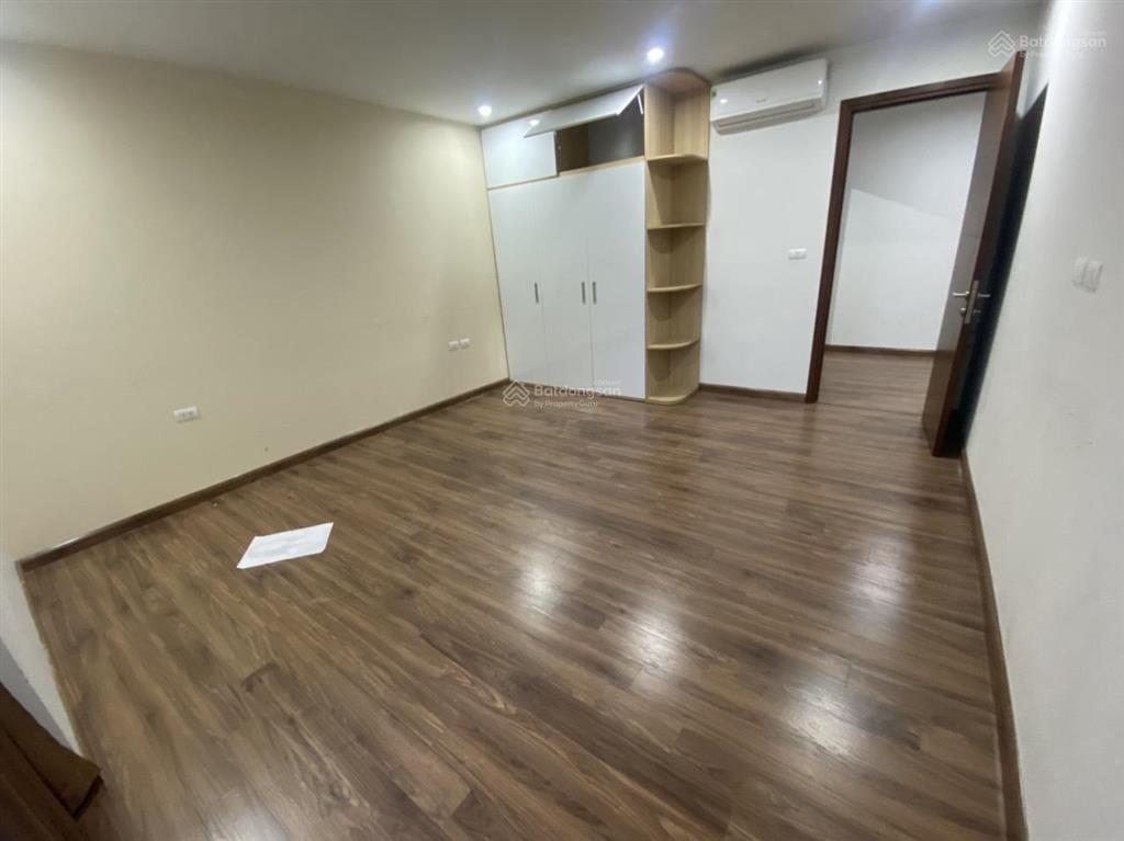 Xem nhà 247  cho thuê chung cư việt đức complex 107m2, 3pn, đồ cơ bản 16 triệu/th  0915 351 ***