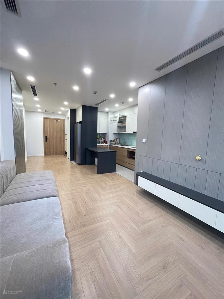 Cho thuê chung cư ninety complex 90 đường láng 70m², 2 ngủ, 2 wc giá 18 tr/th  0915 351 ***