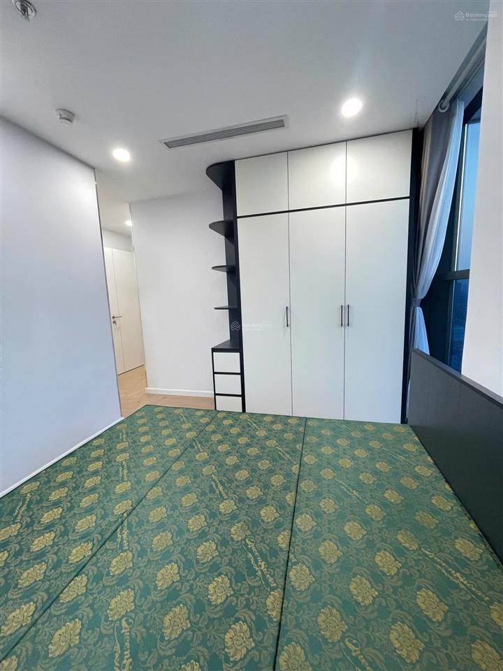 Cho thuê chung cư ninety complex 90 đường láng 70m², 2 ngủ, 2 wc giá 18 tr/th  0915 351 ***