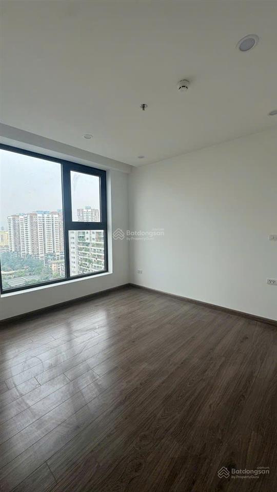 Xem nhà 247  cho thuê chung cư rivera park 70m2, 2 phòng ngủ, đồ cơ bản 13tr  0915 351 ***